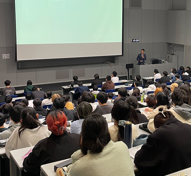 テーマは「食とエネルギーの地産地消」。キャリアデザイン講演を開催しています。